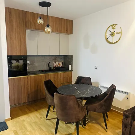 Jiv Luxury I Апартаменты *