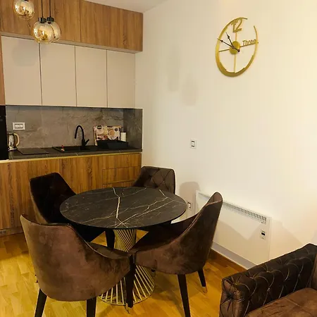 Jiv Luxury I Апартаменты